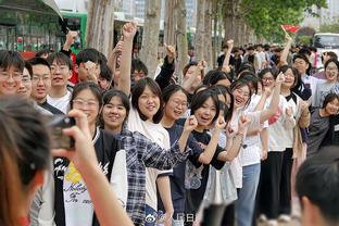 法兰克福官方晒龙年海报：祝大家新年快乐，龙年大吉！